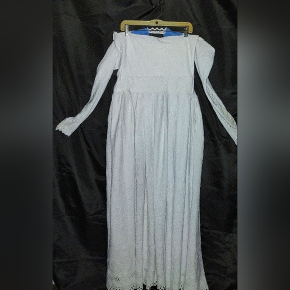 VTG Off The Shoulder wedding dress - Picture 9 of 13